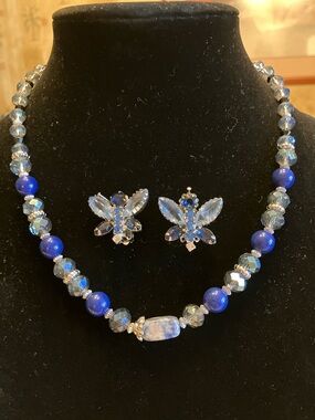 CRYSTAL NECKACE AND MATCHING CLIP EARRINGS